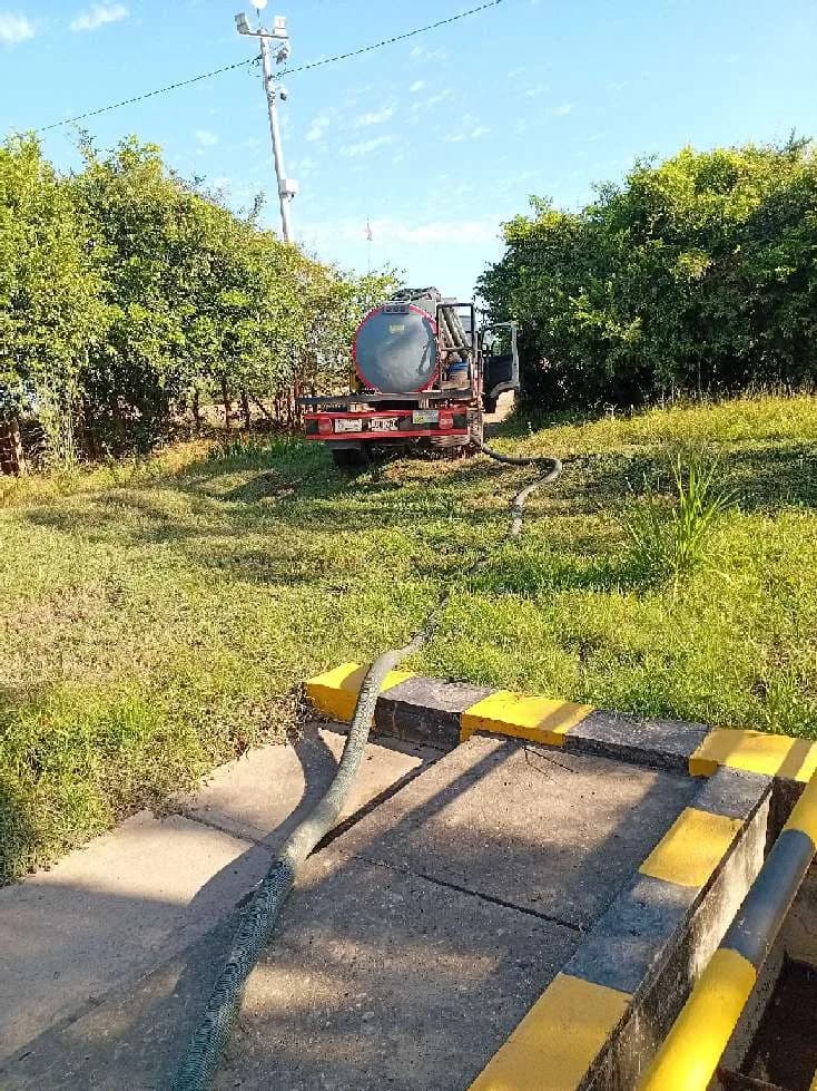 Camión de vacío (vactor)